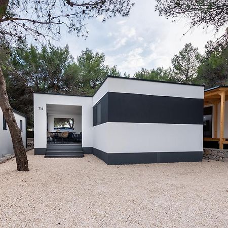 Luxury Mobile Home Pretty Green - Premium - Oaza Mira Resort -50 M From The Beach Drage Eksteriør bilde