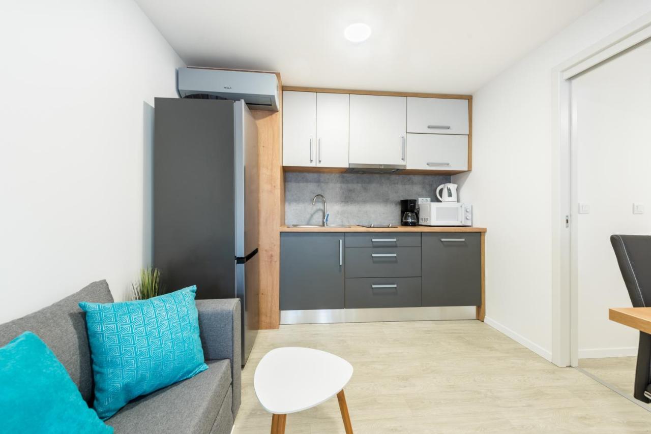 Luxury Mobile Home Pretty Green - Premium - Oaza Mira Resort -50 M From The Beach Drage Eksteriør bilde