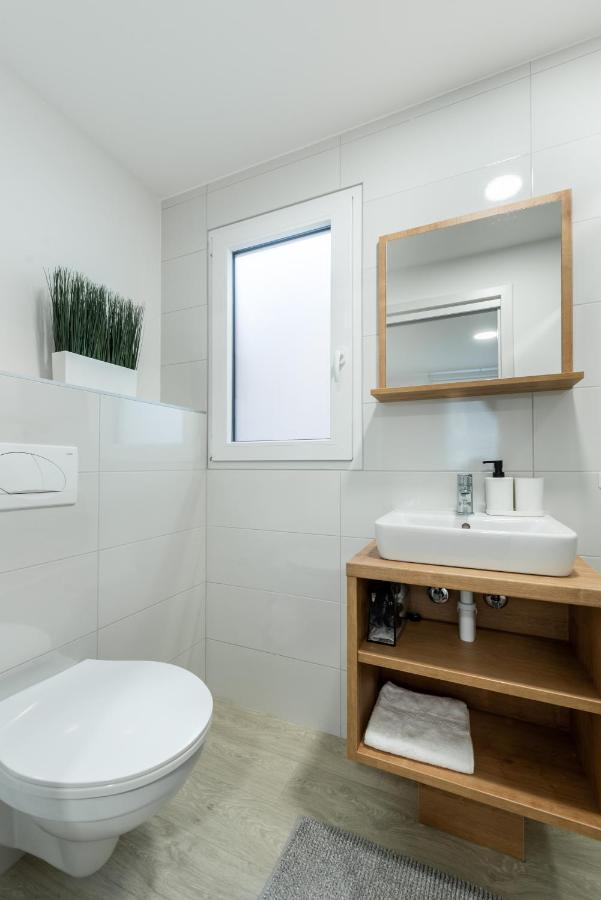 Luxury Mobile Home Pretty Green - Premium - Oaza Mira Resort -50 M From The Beach Drage Eksteriør bilde