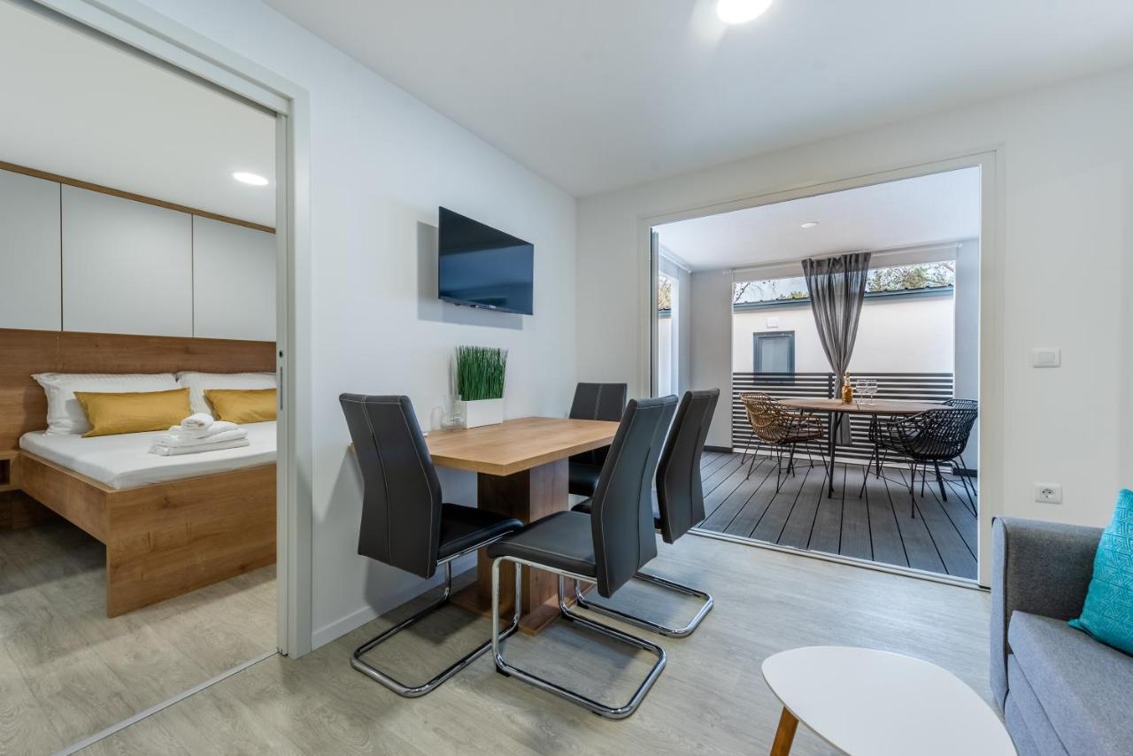 Luxury Mobile Home Pretty Green - Premium - Oaza Mira Resort -50 M From The Beach Drage Eksteriør bilde