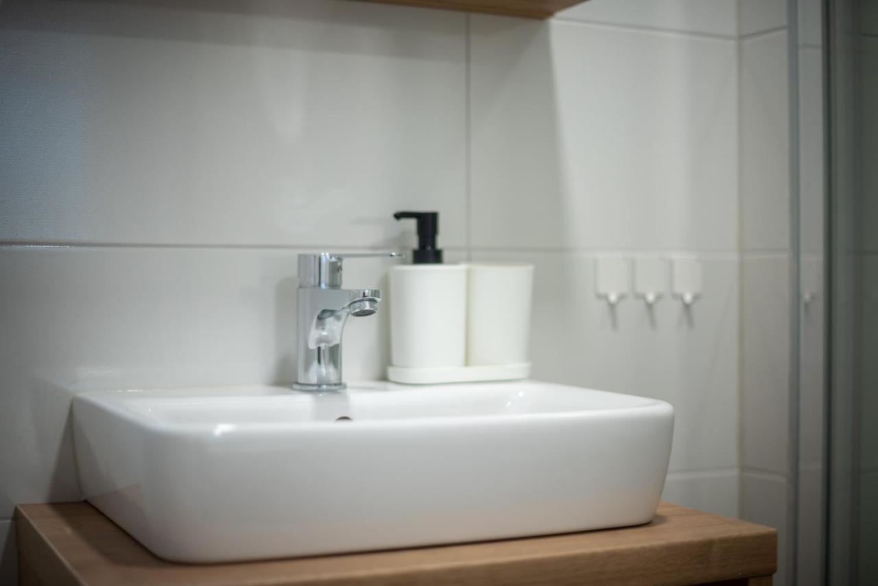 Luxury Mobile Home Pretty Green - Premium - Oaza Mira Resort -50 M From The Beach Drage Eksteriør bilde