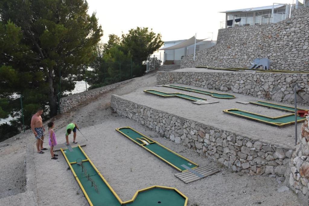 Luxury Mobile Home Pretty Green - Premium - Oaza Mira Resort -50 M From The Beach Drage Eksteriør bilde